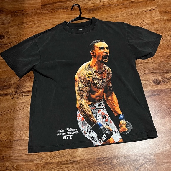 UFC Champion Black Graphic Tee - Picture 1 of 1